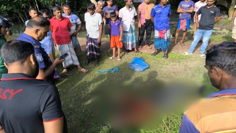 যশোরে চোর সন্দেহে এক ব্যক্তিকে কুপিয়ে হত্যা